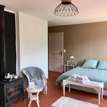 Oda ve Kahvaltı D'hotes Mas La Tardosse 3*