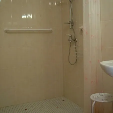 D'hotes Mas La Tardosse برا-دو-مولو-لا-بريست